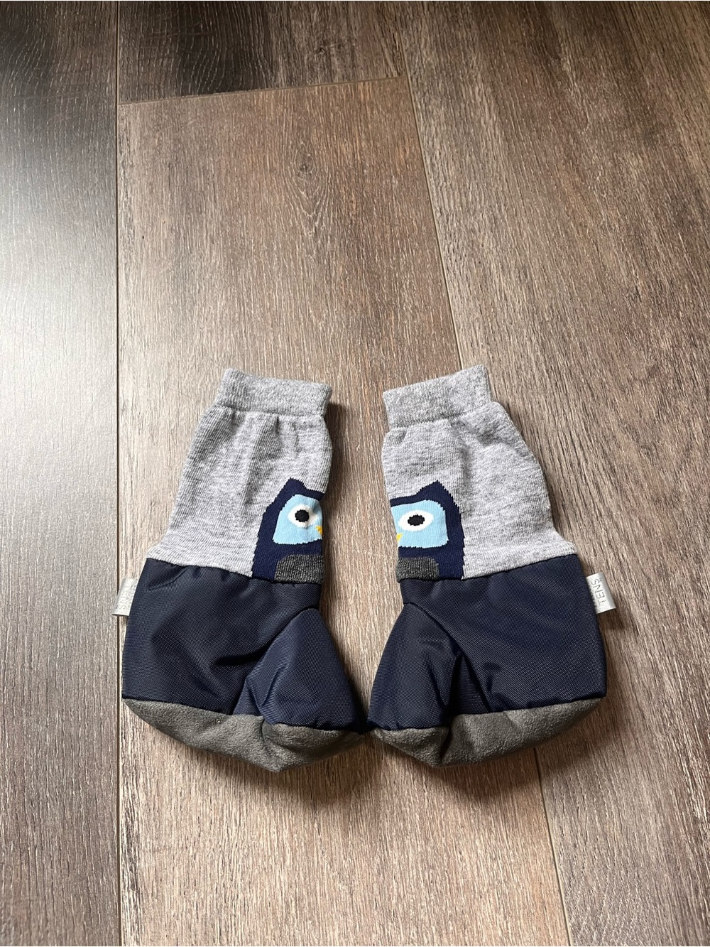 Baby Navy and Gray Owl Booties - MimiTENS